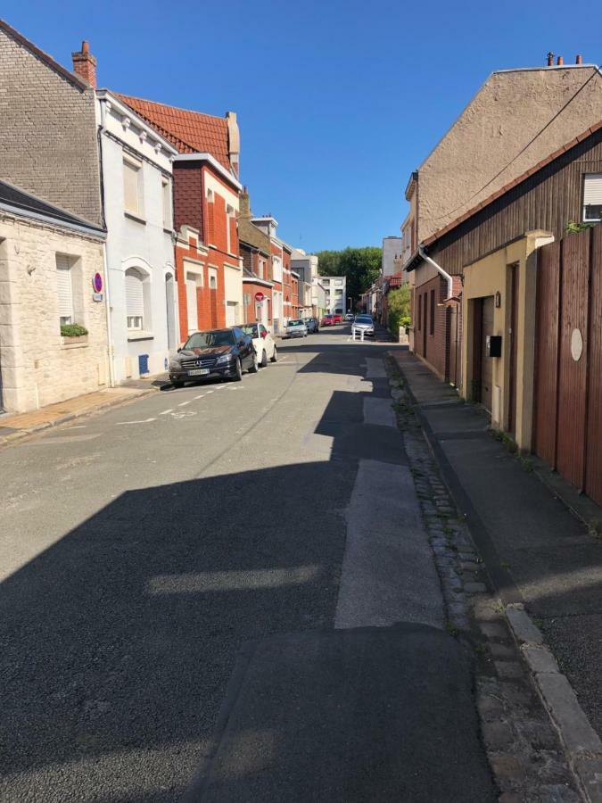 Une Viree A Dunkerque Entre Ville Et Plage Дюнкерк Экстерьер фото
